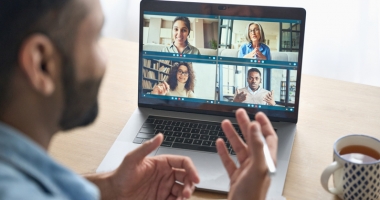 4 Reasons to Enroll Your Team in Business Language School in 2022